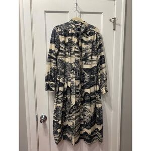Toile print pleated tie-neck dress